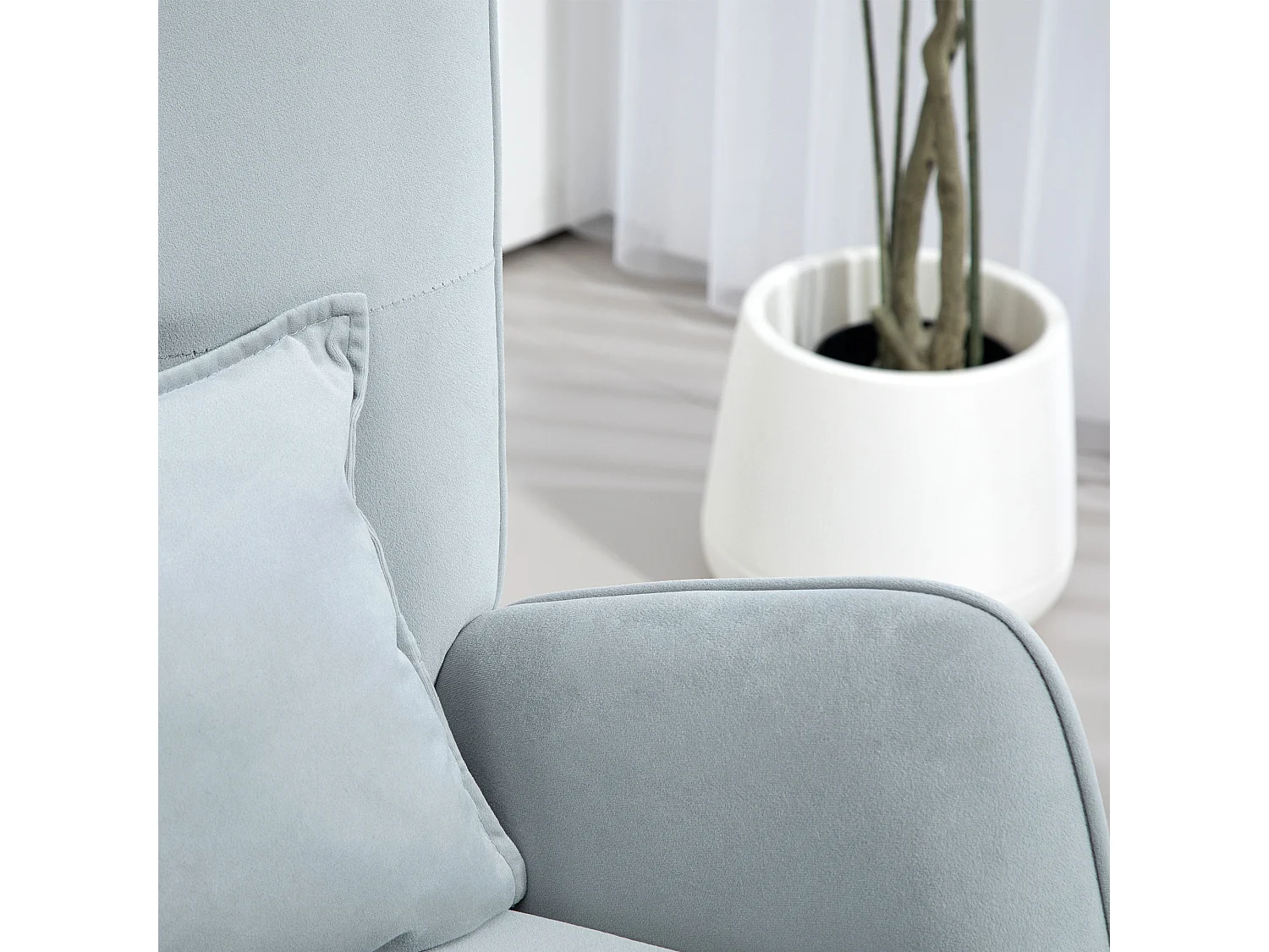 Fauteuil à bascule avec accoudoirs, fauteuil relax en velours, structure en bois, pour salon et chambre, gris (67x85x112 cm)