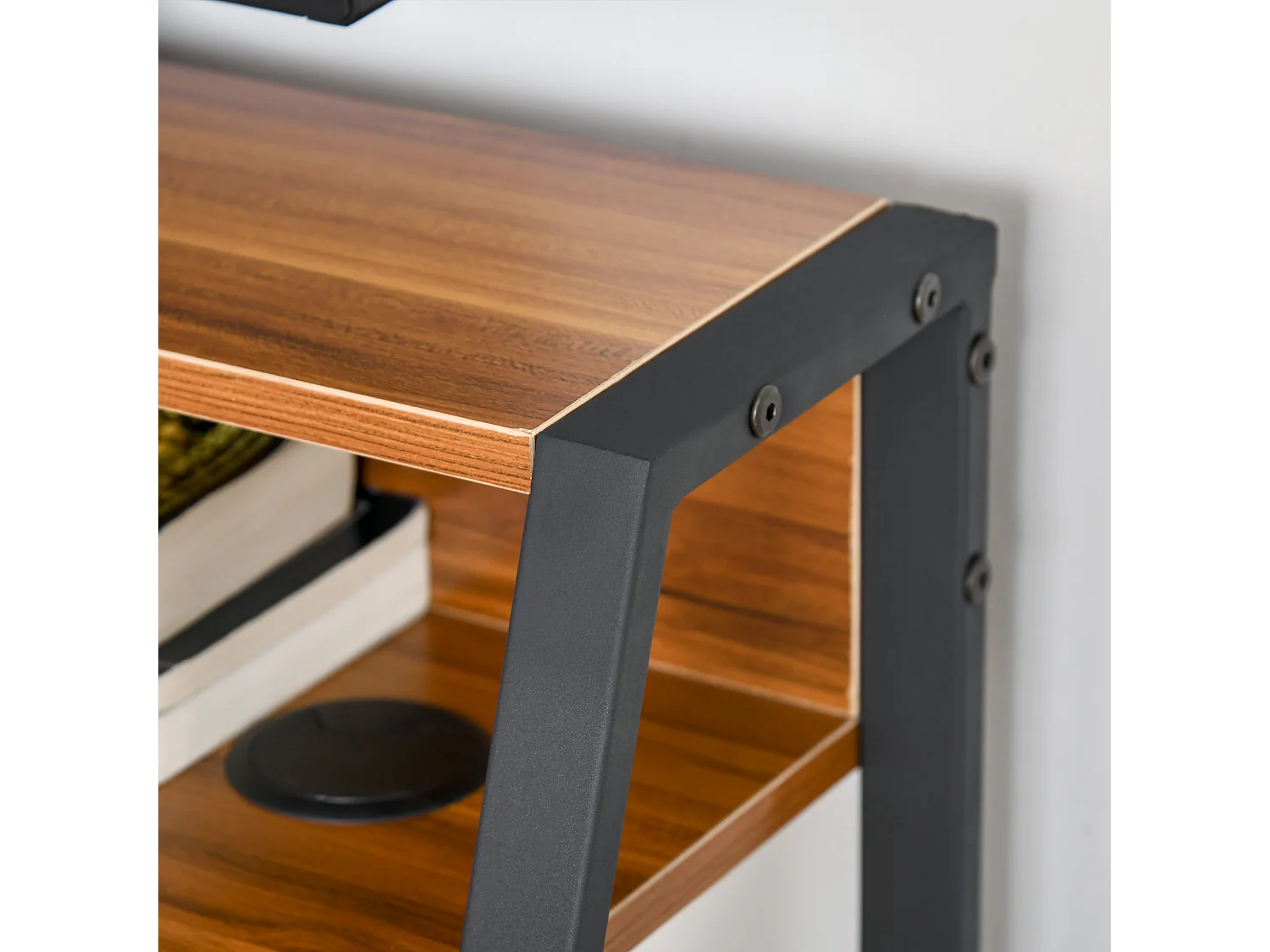 Bureau informatique avec espace de rangement et passe-câble, métal, noyer (84x45x85 cm)