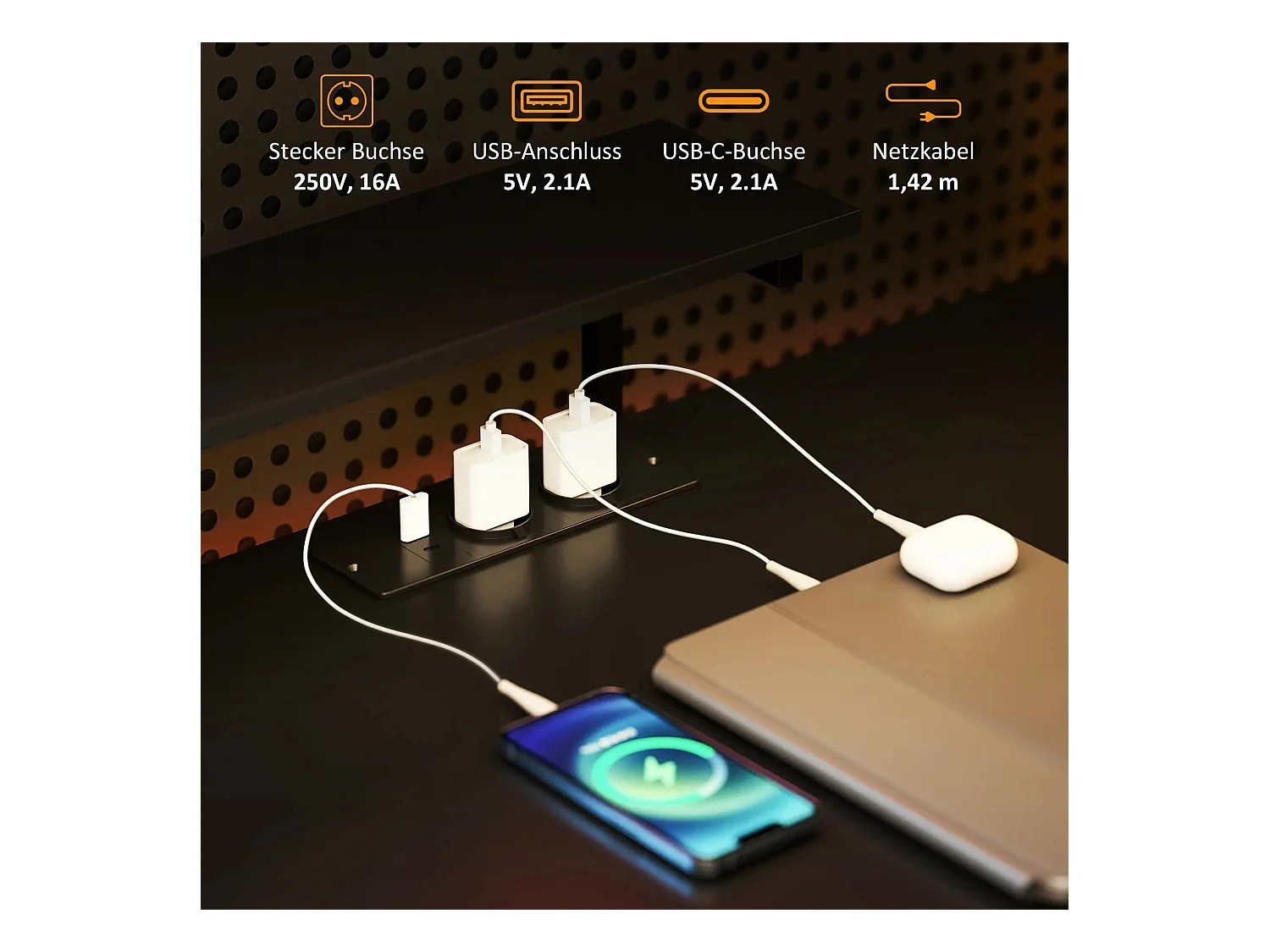 Bureau d’angle en L avec 6 étagères, support écran, USB et prise, métal noir (137x140x139.5cm)