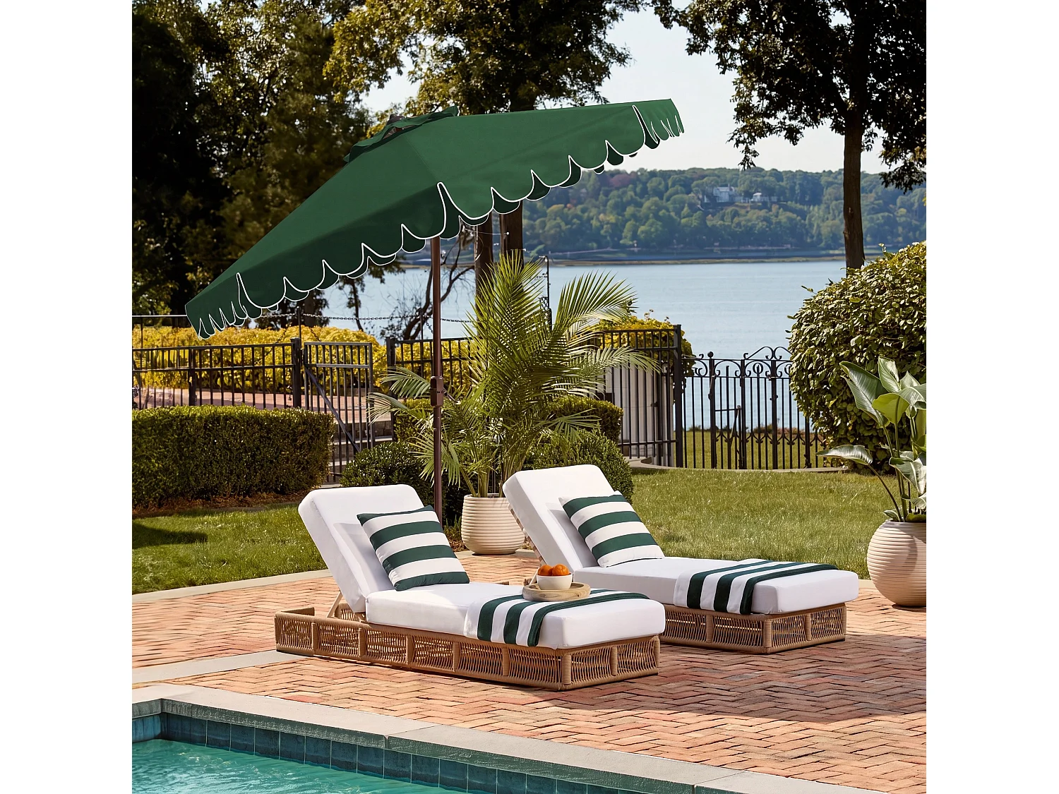 Parasol Vert 256 x 256 X 251 cm - Dorinda