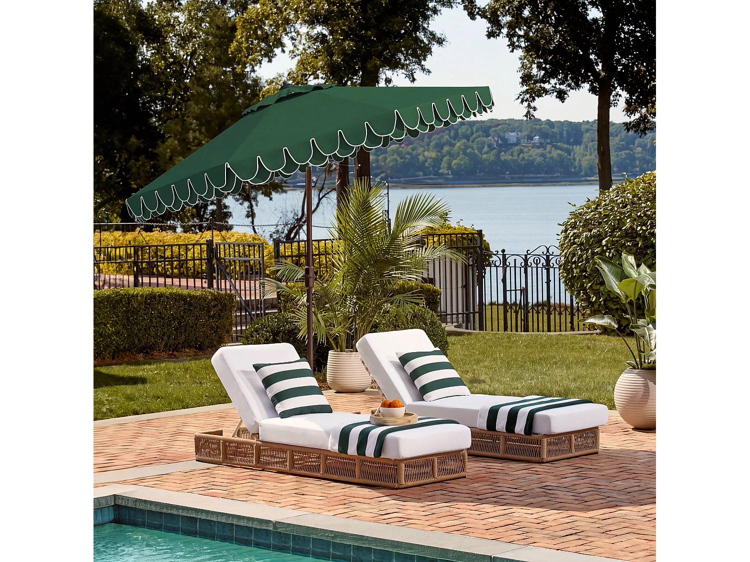 Parasol Vert 256 x 256 X 251 cm - Valance