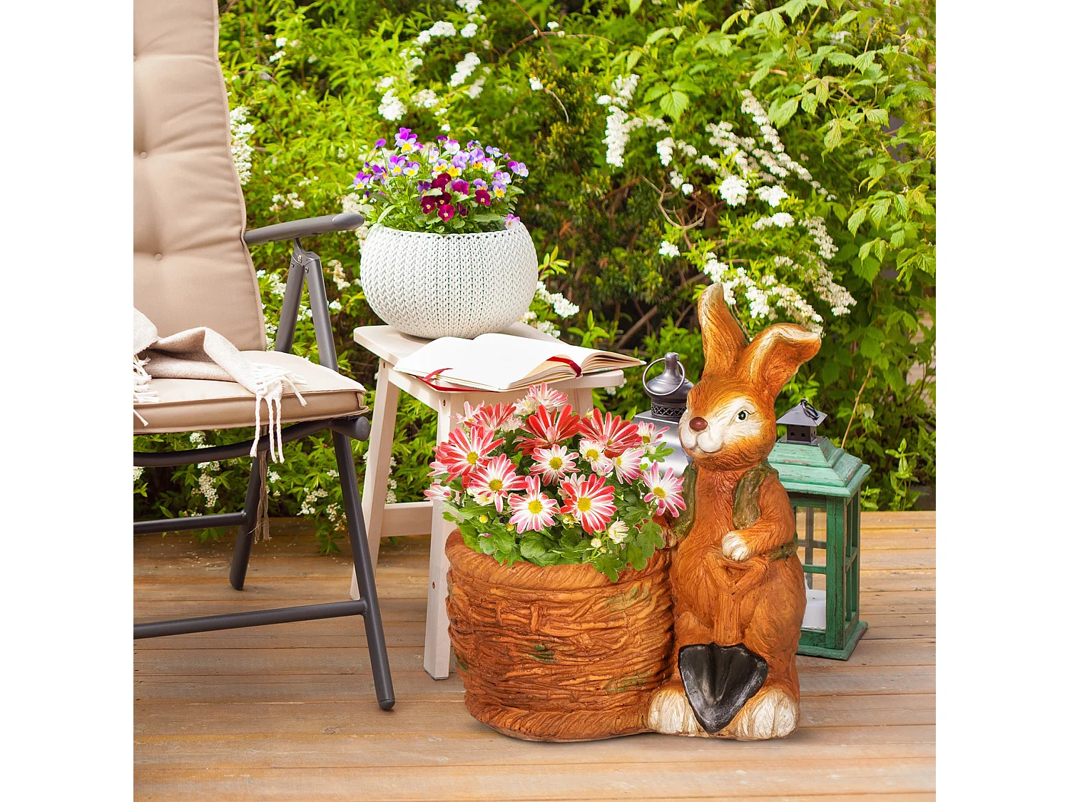 Konijnenbloempot met rieten mand, ontwerp voor buiten en binnen, hars, bruin (45x27x50 cm)