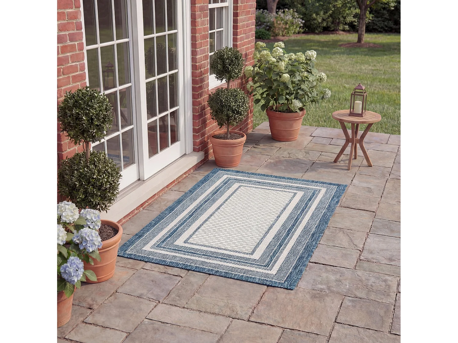 Tapis Ivoire/Marine 69 X 122 cm - Aeliana