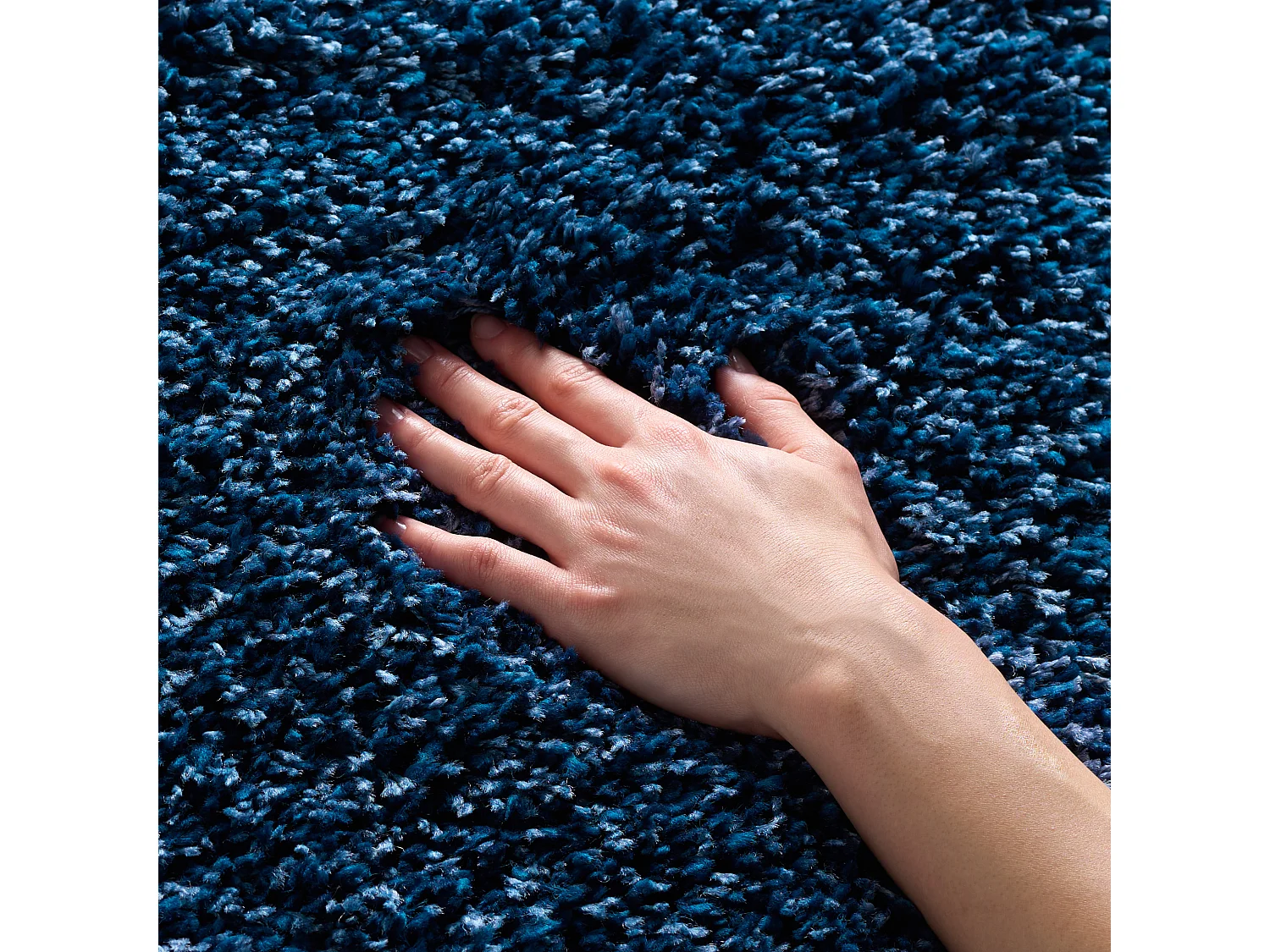 Tapis Bleu Marine 122 X 183 cm - Crosby