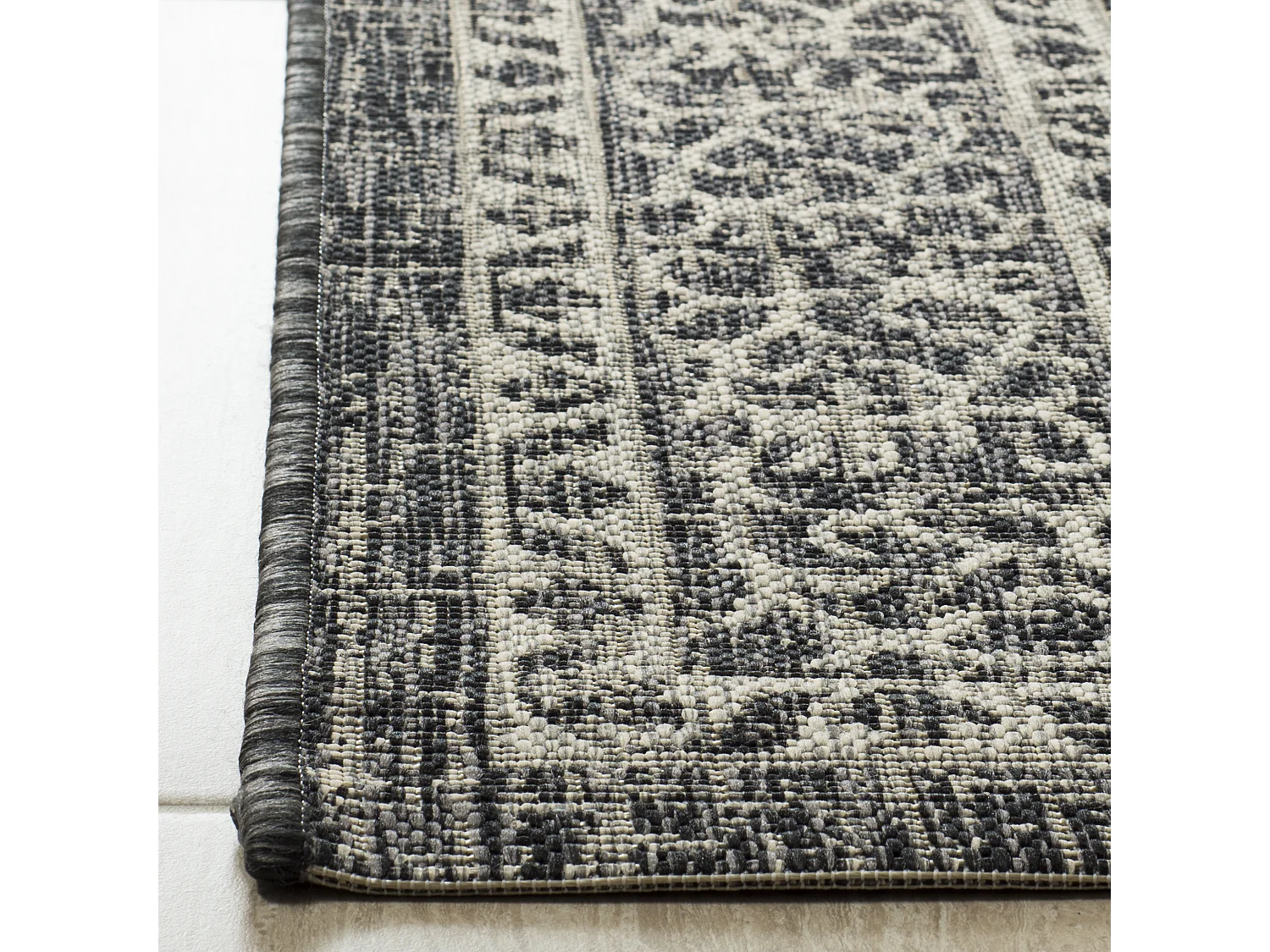Tapis Gris/Noir 79 X 152 cm - Amira