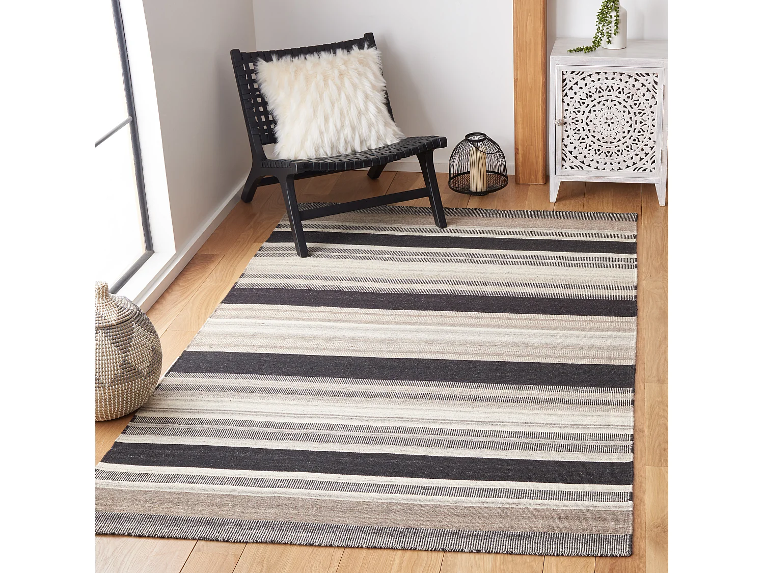 Tapis Neutre/Noir 152 X 244 cm - Elysia