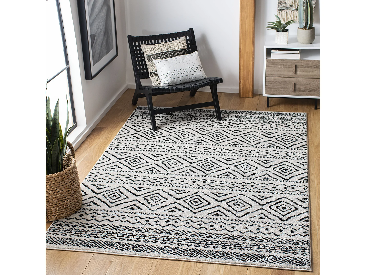 Tapis Neutre/Noir 122 X 183 cm - Makayla