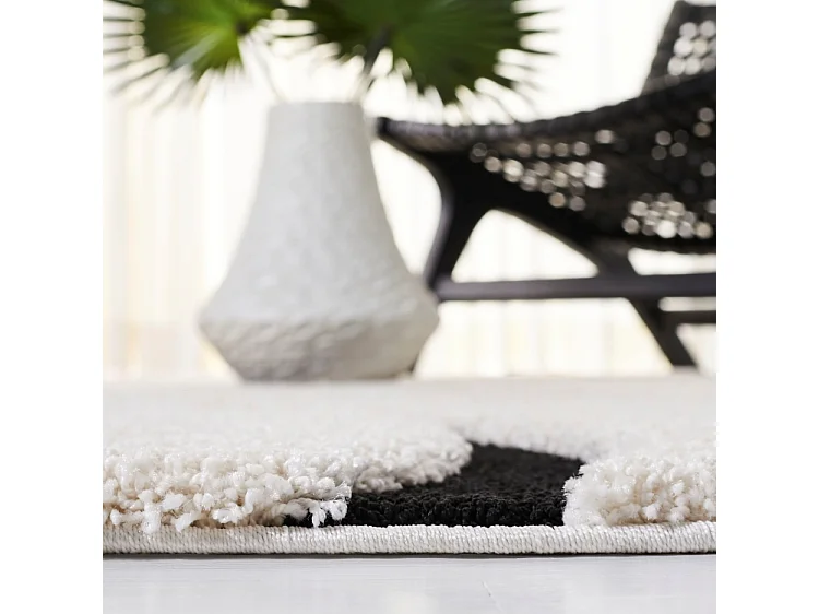 Tapis IVOIRE/NOIR 91 X 91 cm - Naples