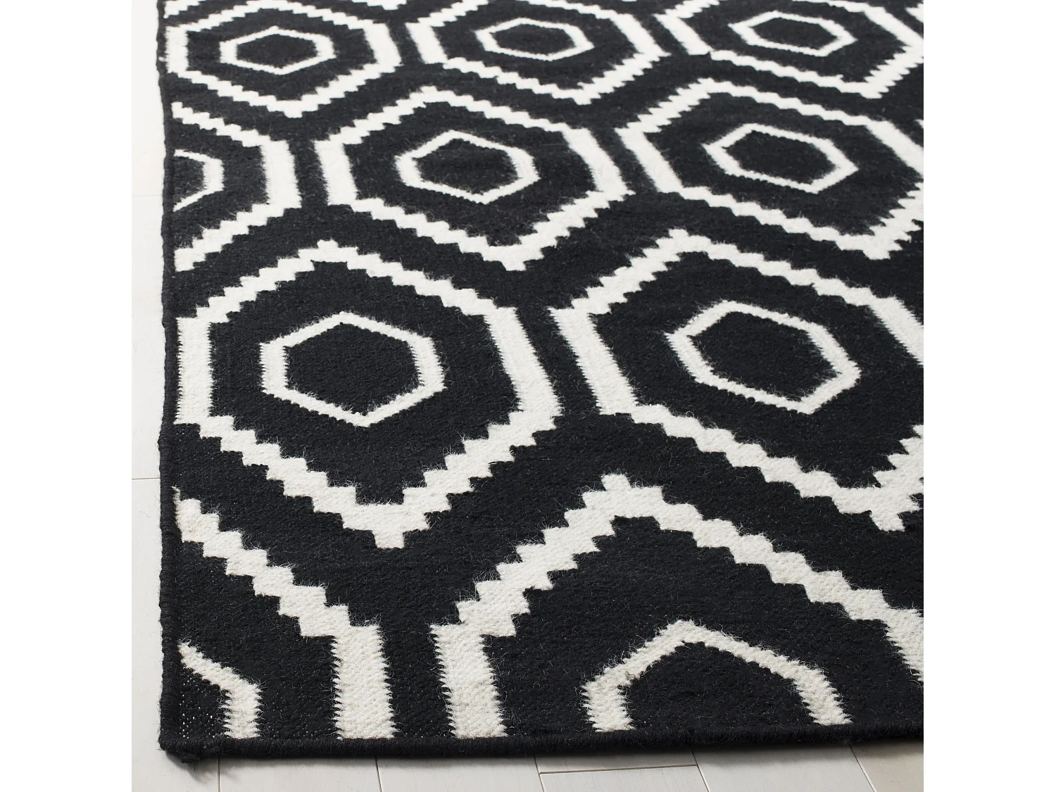 Tapis Noir/Neutre 122 X 183 cm - Casablanca