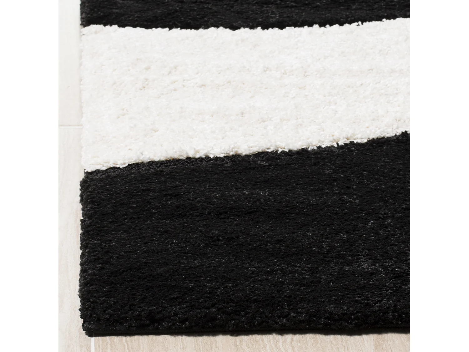 Tapis Noir/Neutre 122 X 183 cm - Vero