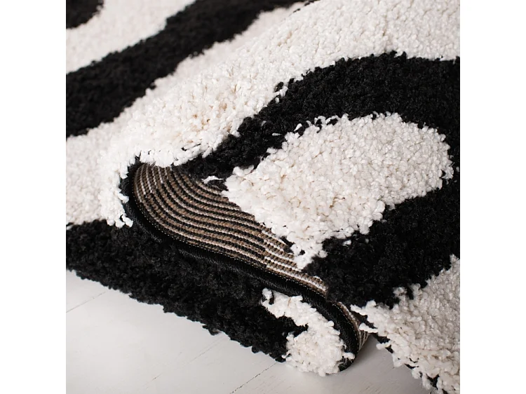 Tapis IVOIRE/NOIR 274 X 366 cm - Nottington