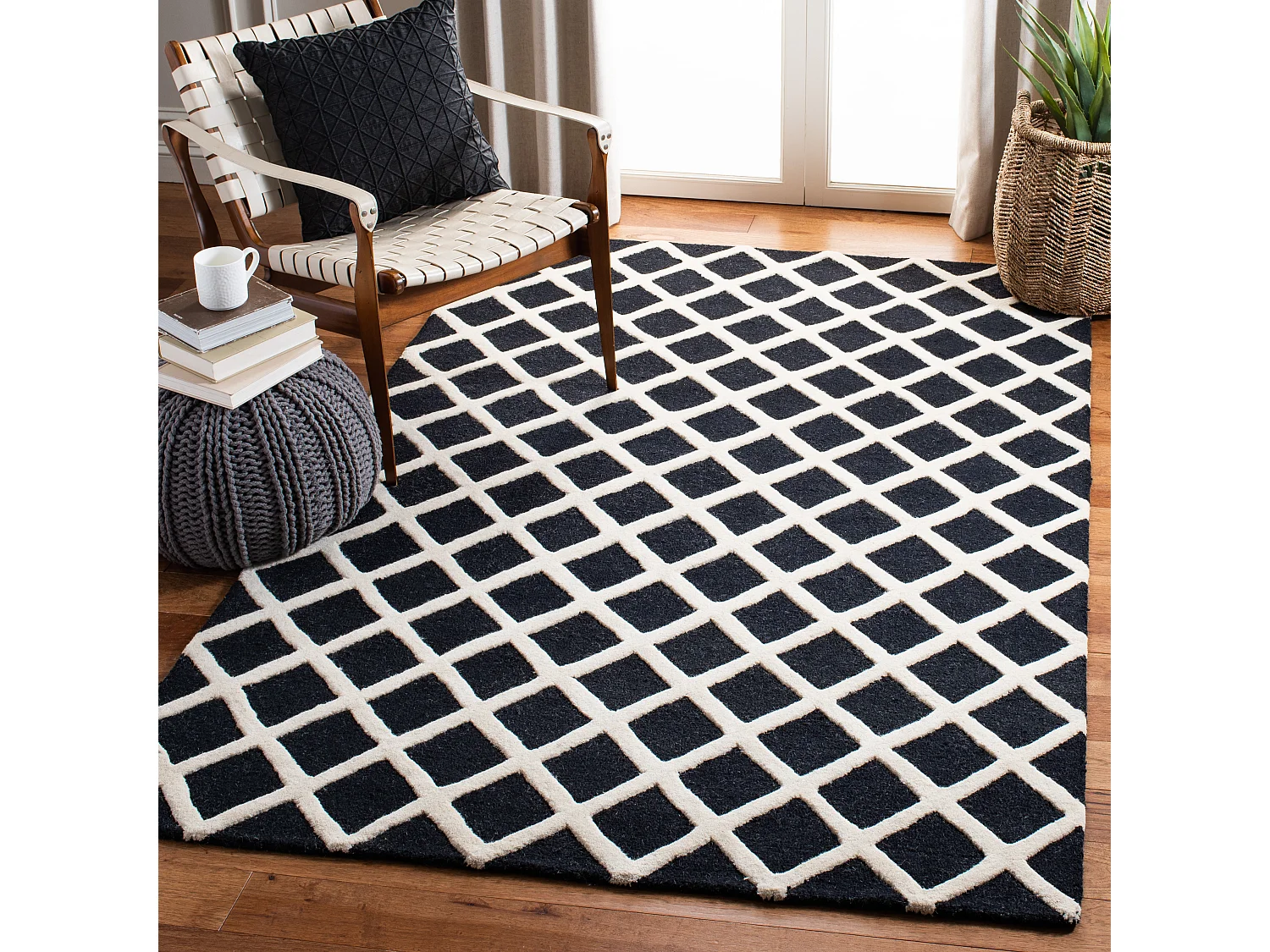Tapis Noir/Neutre 122 X 183 cm - Sophie