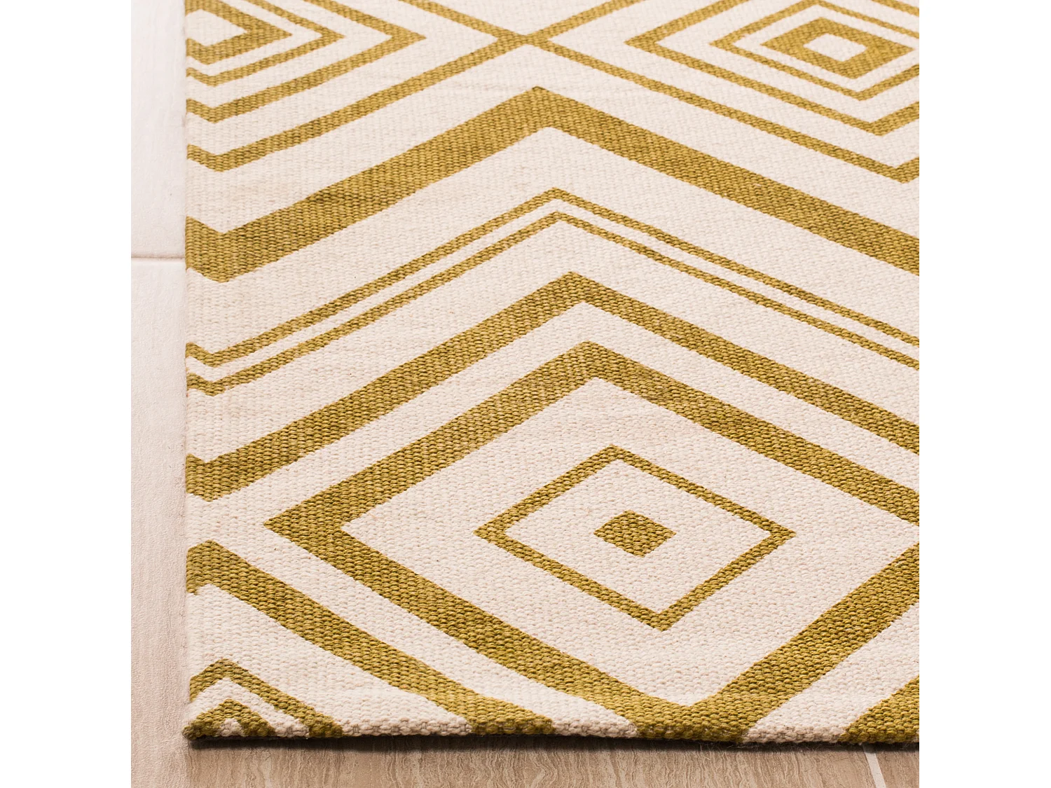 Tapis Neutre/Vert 152 X 244 cm - Simone