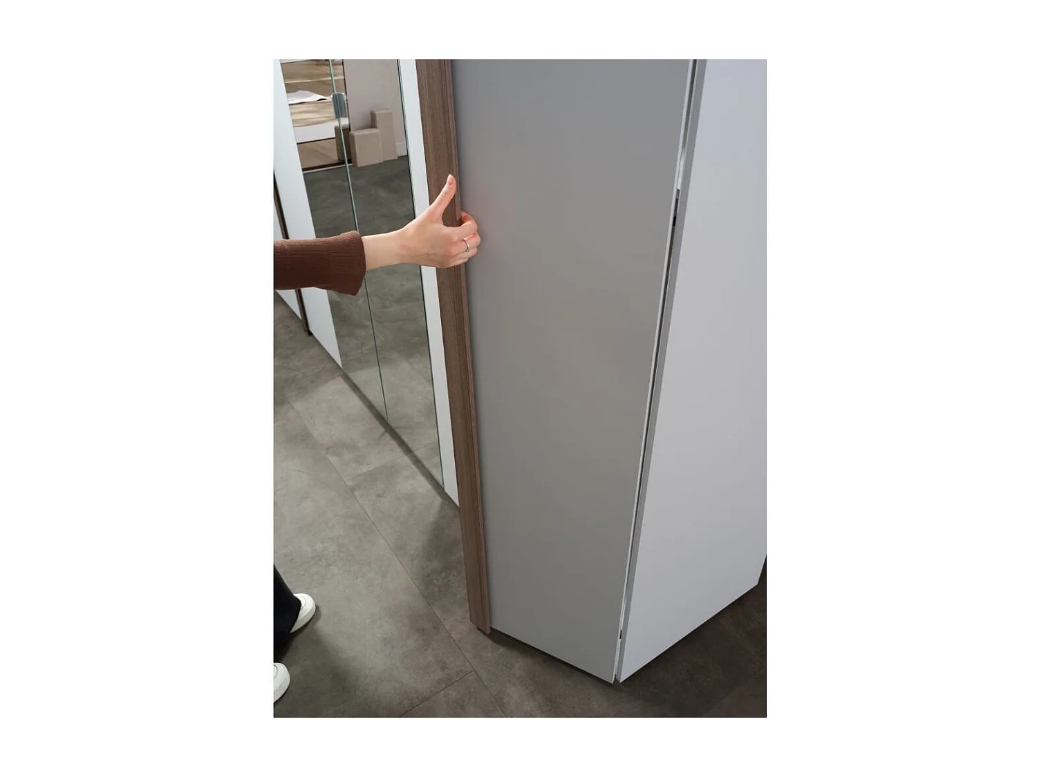 Camera da letto Amor bianco e grigio con armadio 6 ante specchiato e letto contenitore – Eleganza Moderna