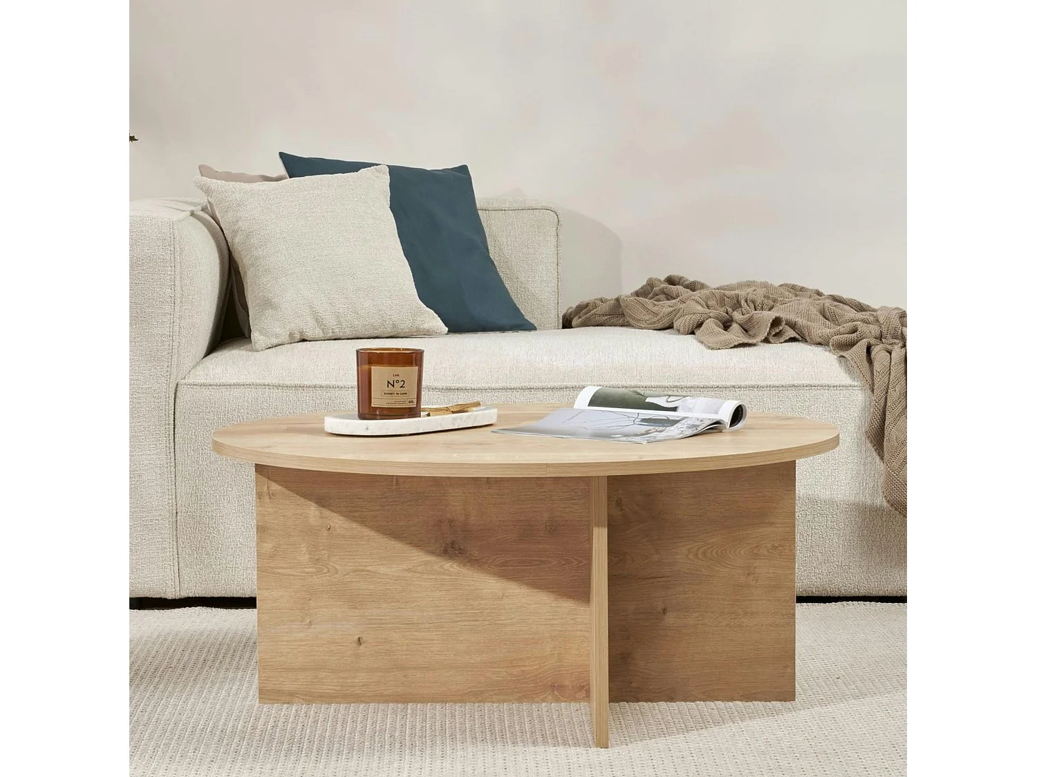 Table basse ronde minimaliste - effet bois de chêne MARFA