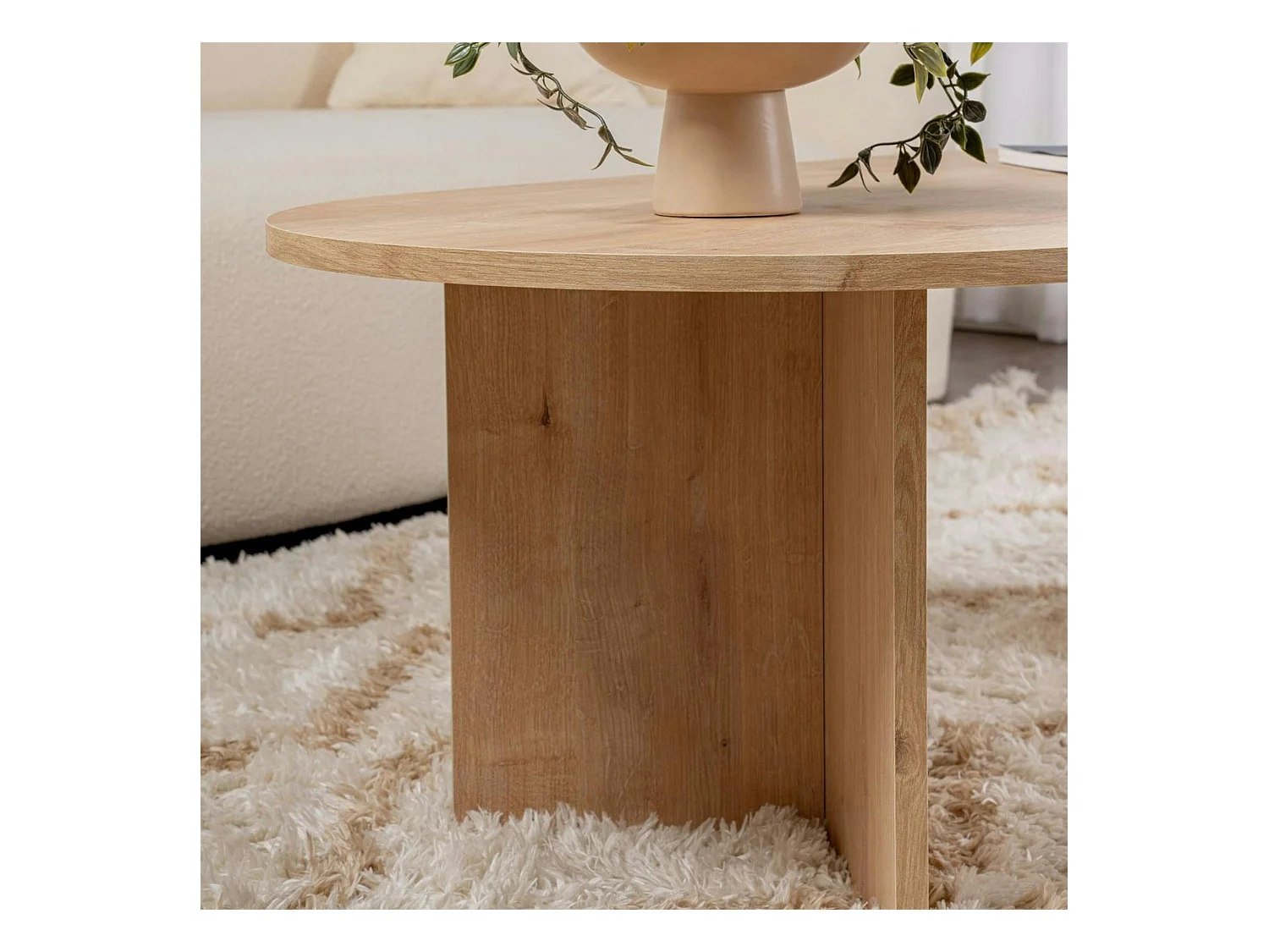 Table basse ovale effet chêne clair - pieds en V MARFA