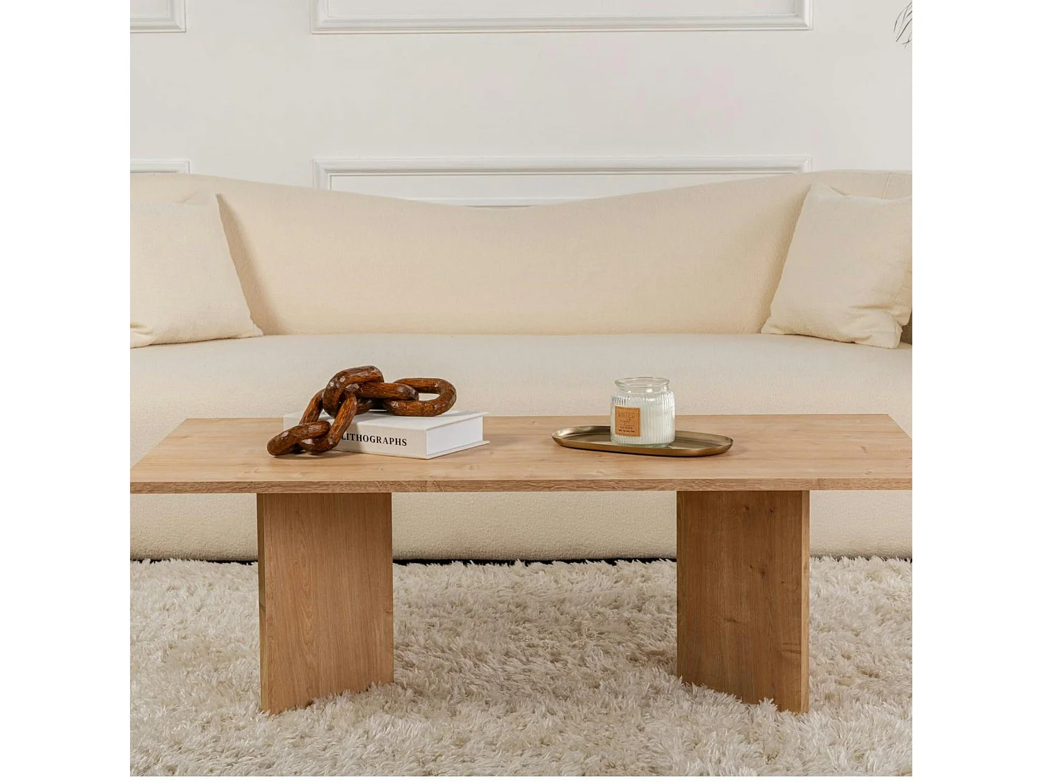 Table basse moderne effet chêne clair - pieds en V MARFA