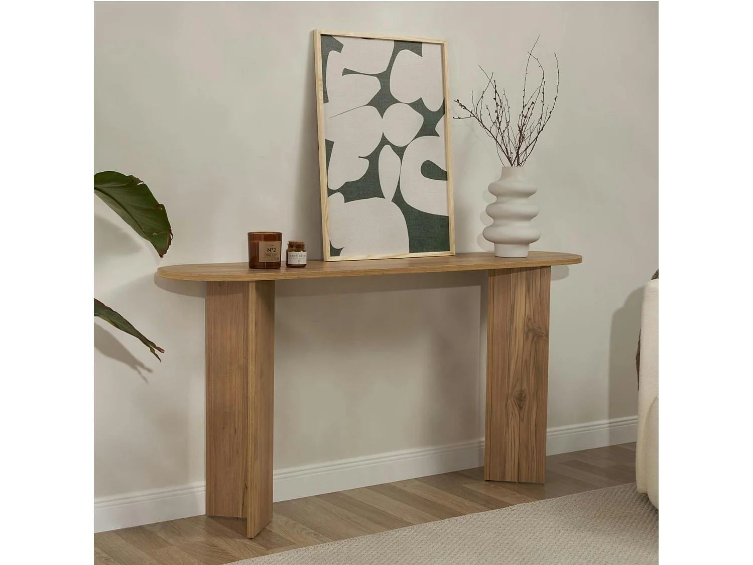 Console de salon ovale effet chêne - pieds en V MARFA