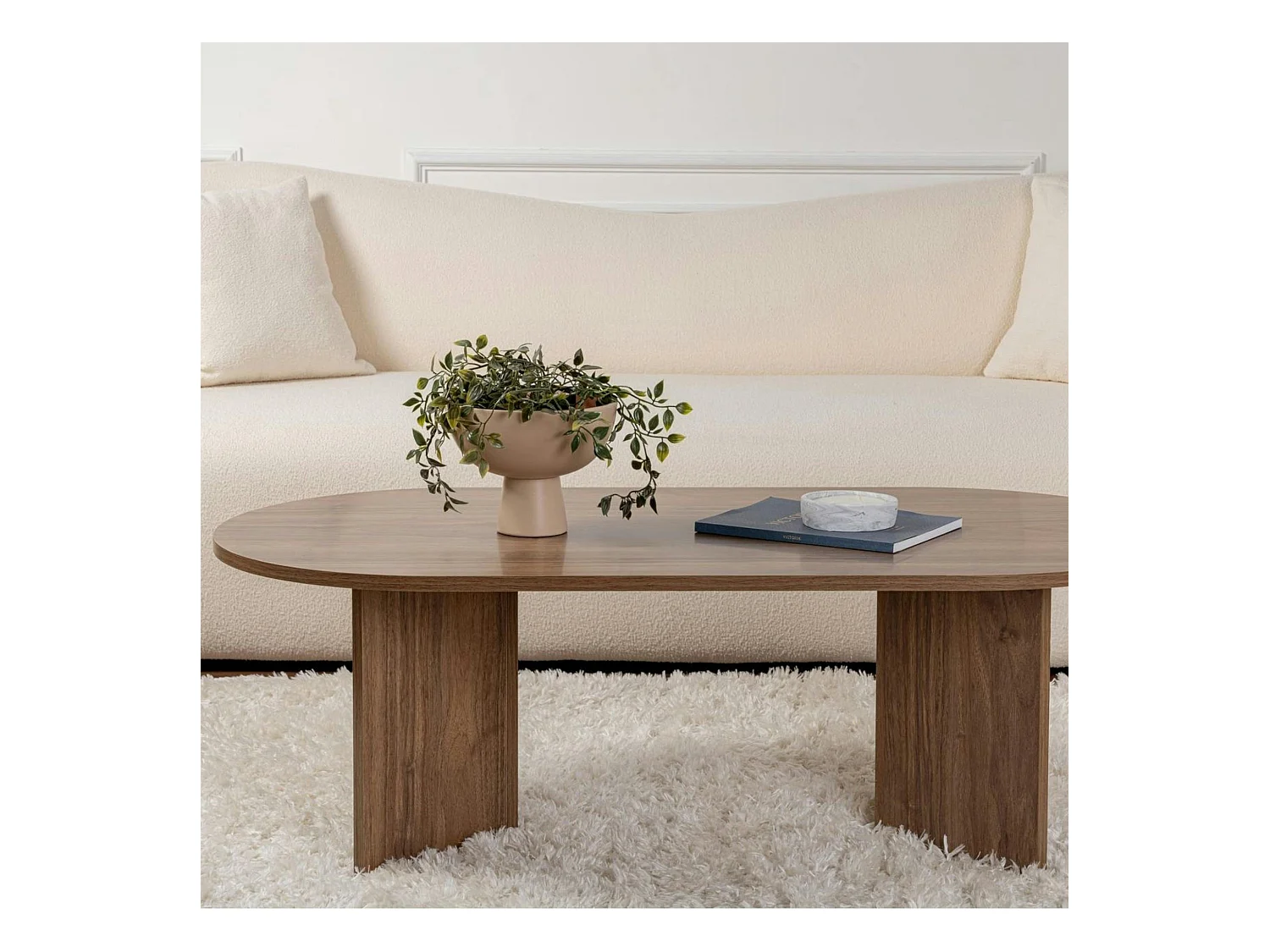 Table basse ovale effet bois de noyer - pieds en V MARFA