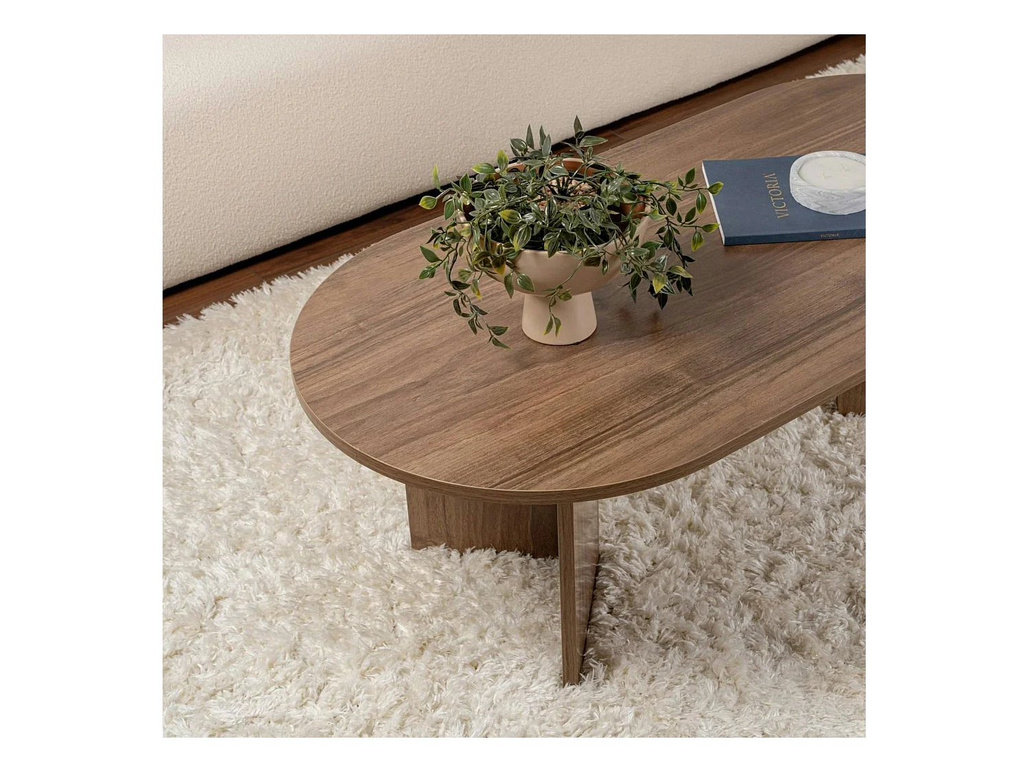 Table basse ovale effet bois de noyer - pieds en V MARFA