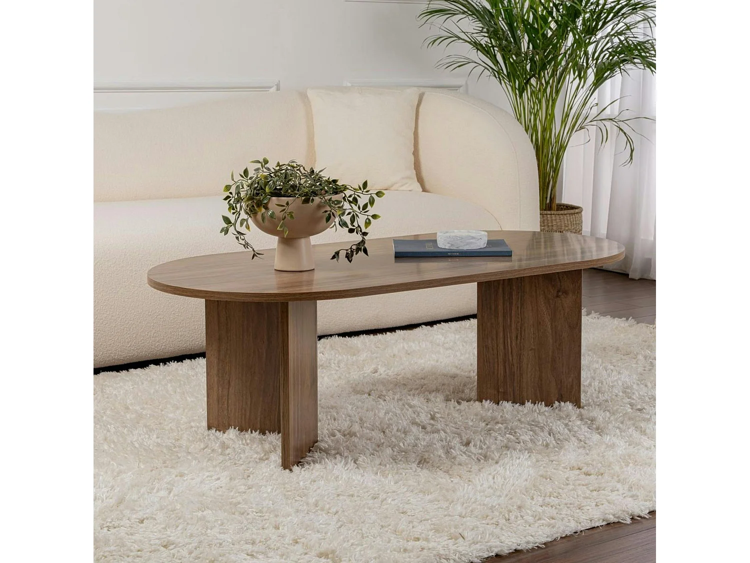 Table basse ovale effet bois de noyer - pieds en V MARFA