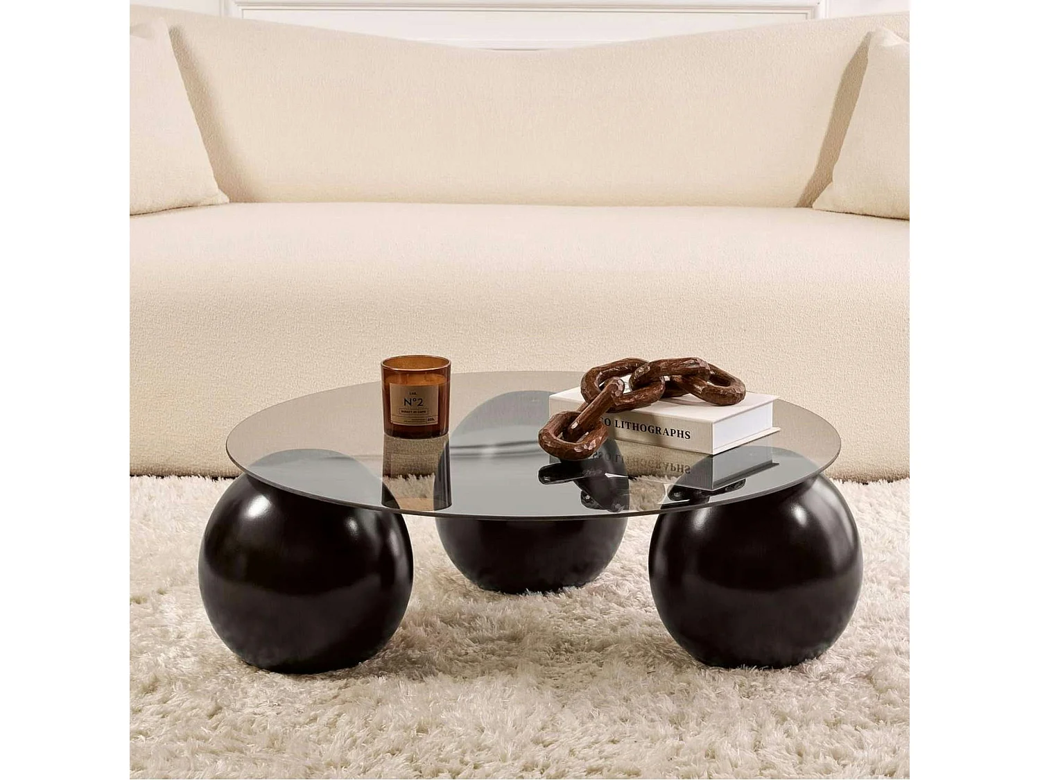 Table basse ronde verre fumé - 3 pieds boules noirs KOCHI