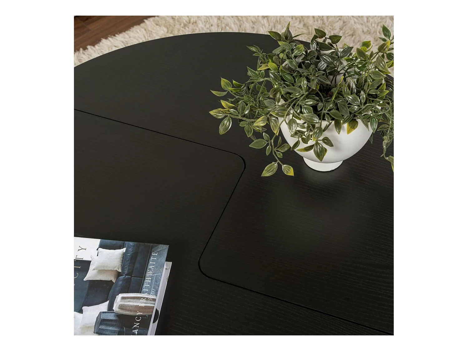 Table basse ronde noire effet bois - design puzzle MARFA