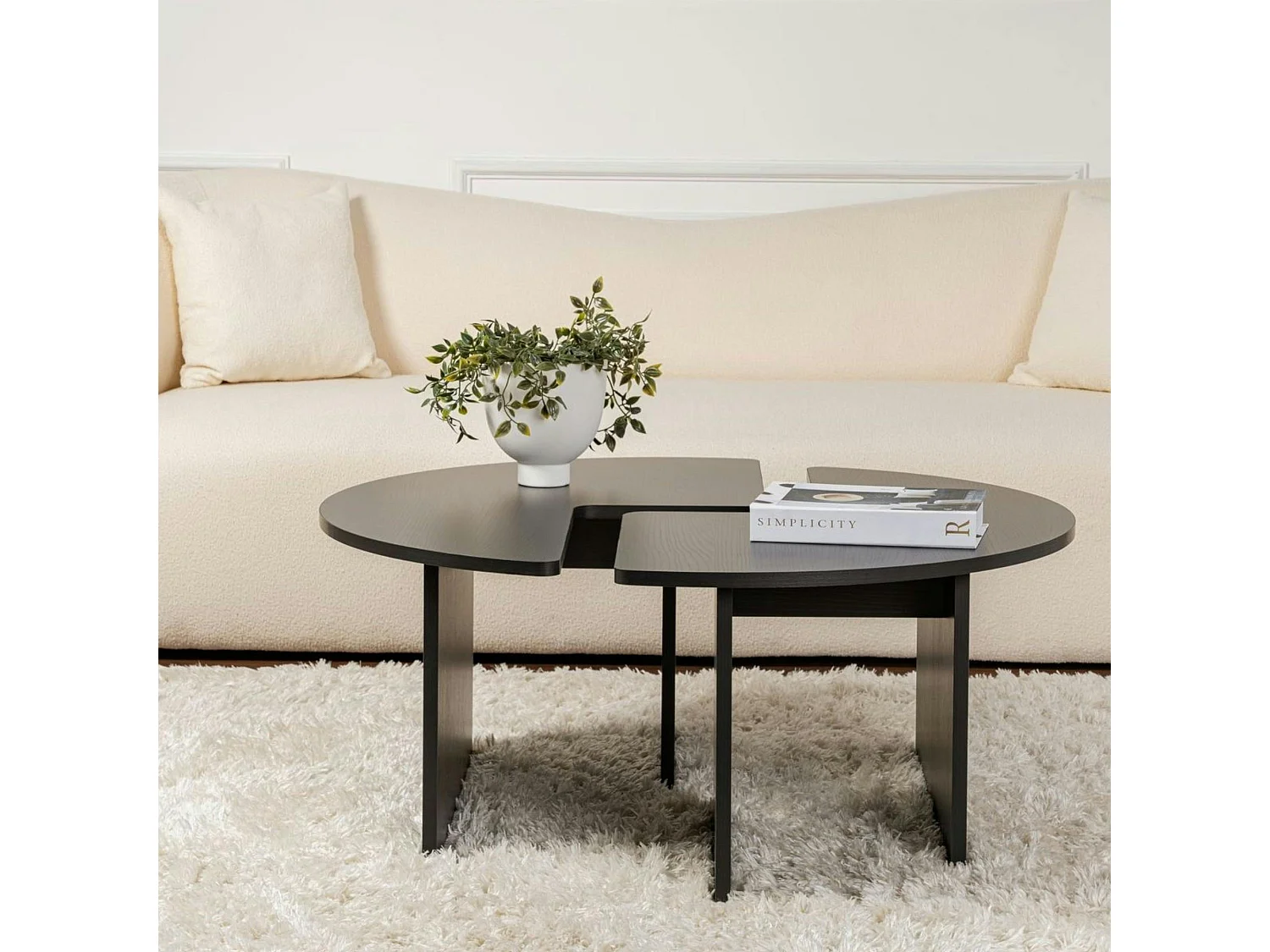 Table basse ronde noire effet bois - design puzzle MARFA