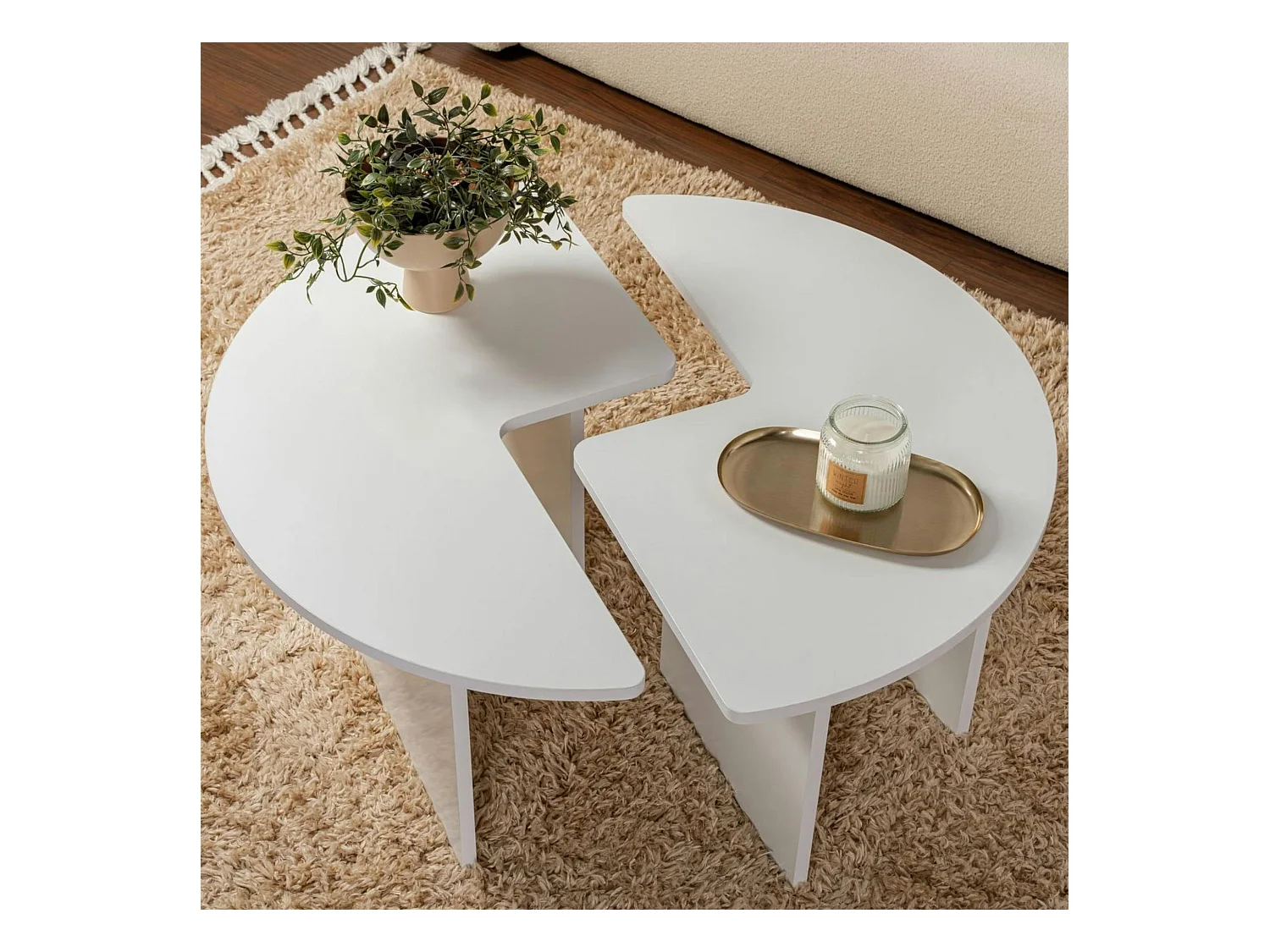 Table basse ronde blanche effet laque - design puzzle MARFA