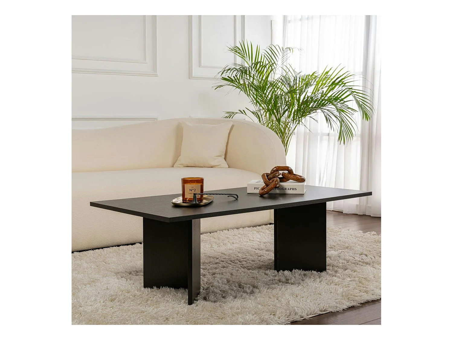 Table basse moderne noire effet bois - pieds en V MARFA