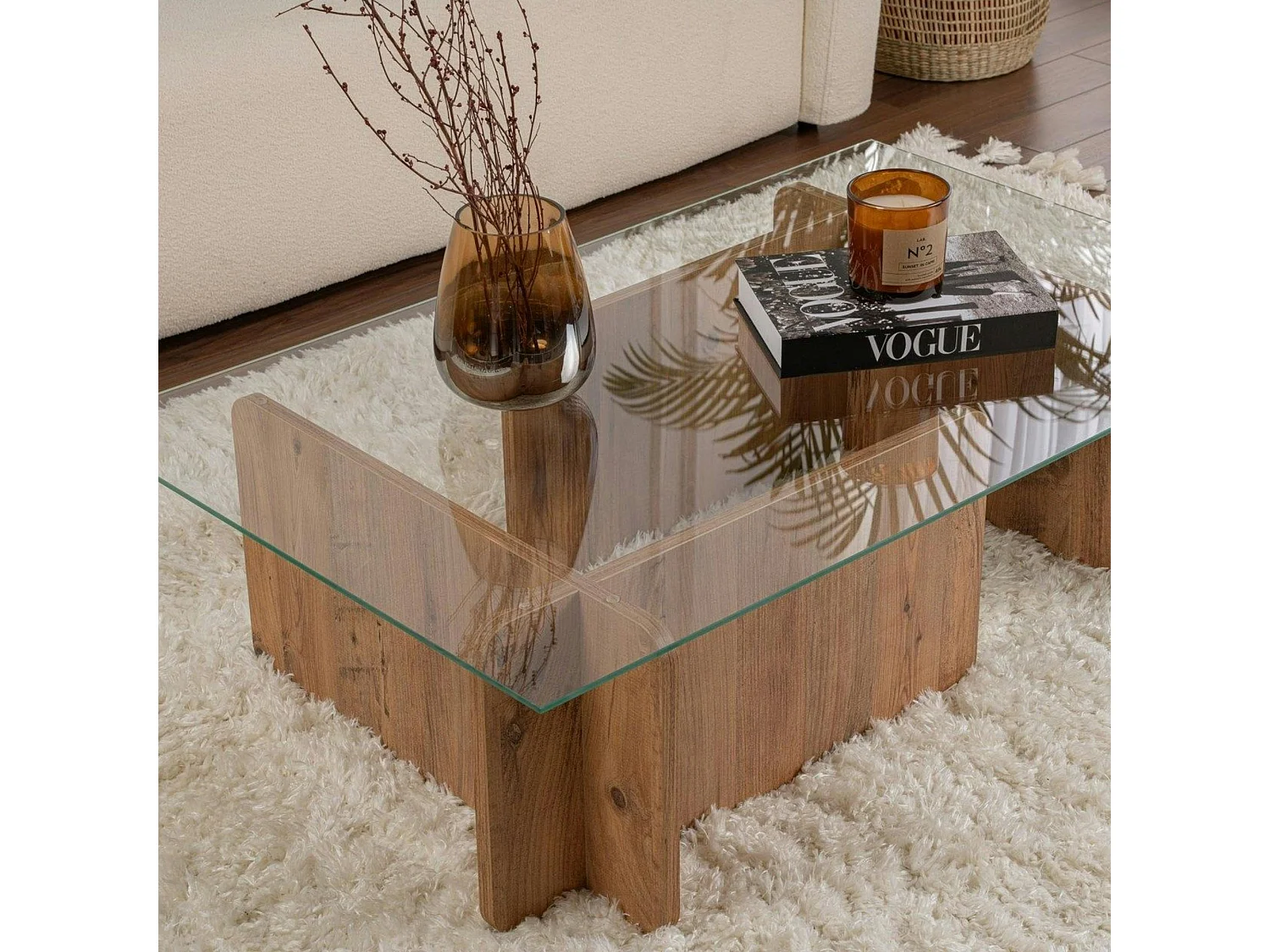 Table basse en verre déstructurée – base effet bois SALTA