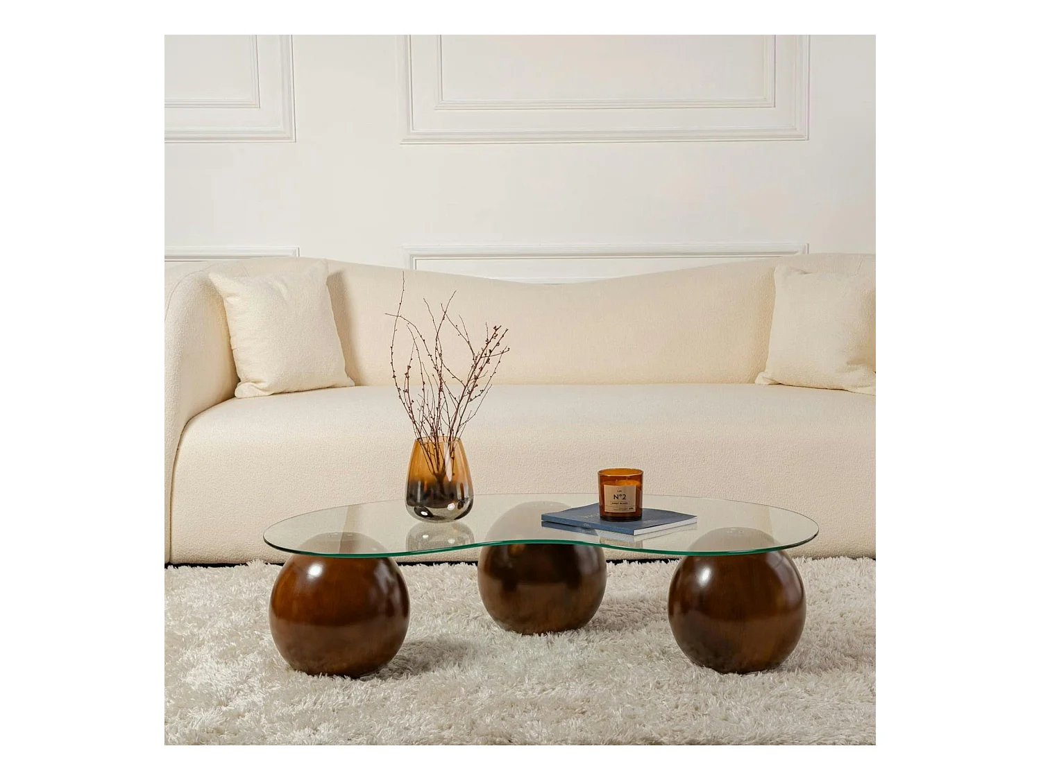 Table basse en verre design – 3 pieds boules marrons KOCHI