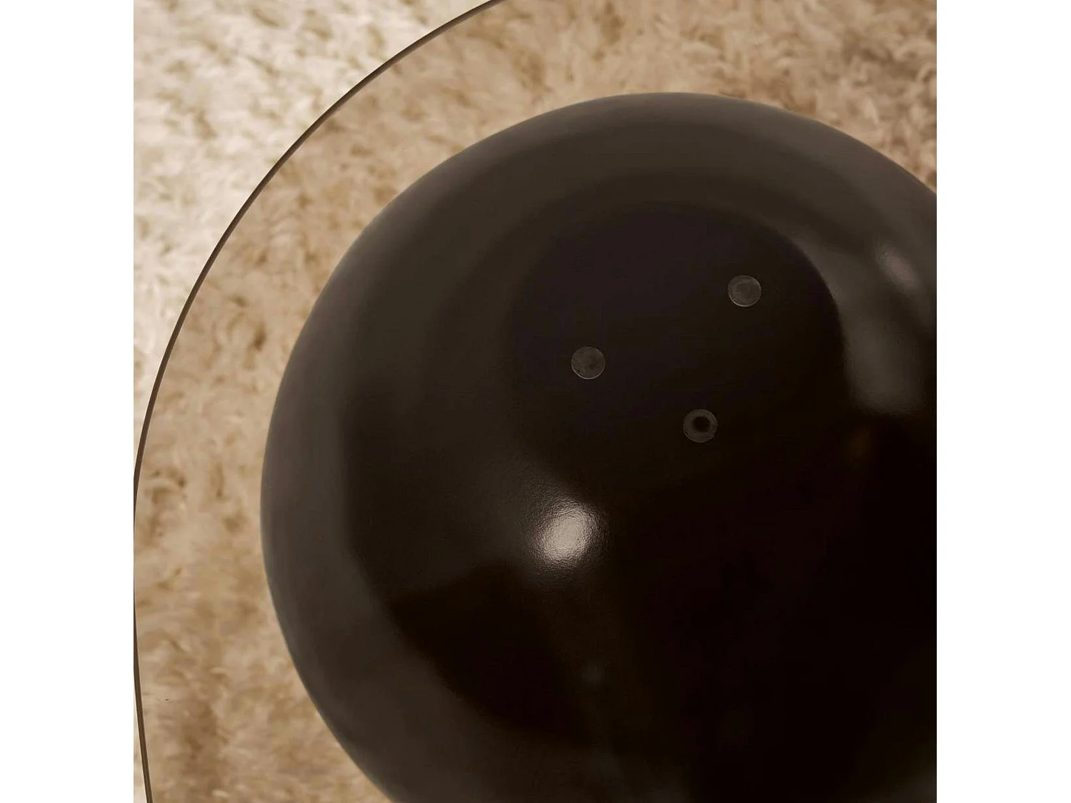 Table basse verre ambré bords arrondis - 4 pieds noirs KOCHI