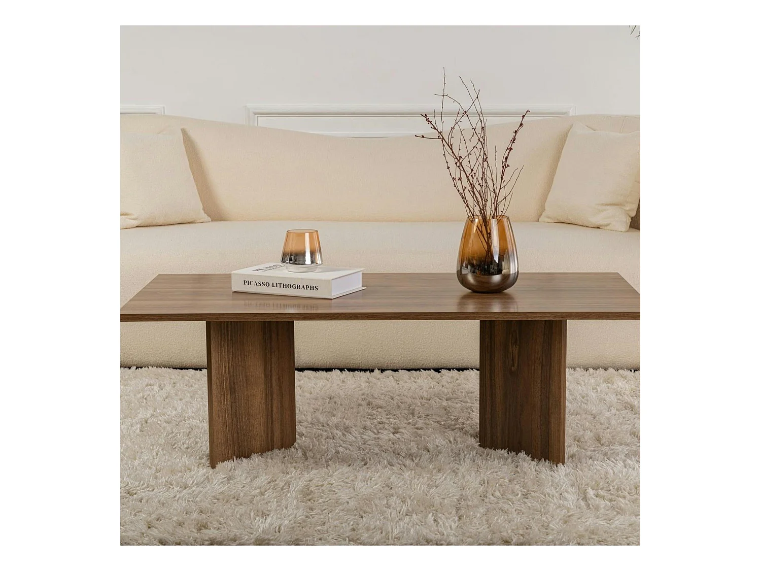 Table basse moderne effet bois de noyer - pieds en V MARFA