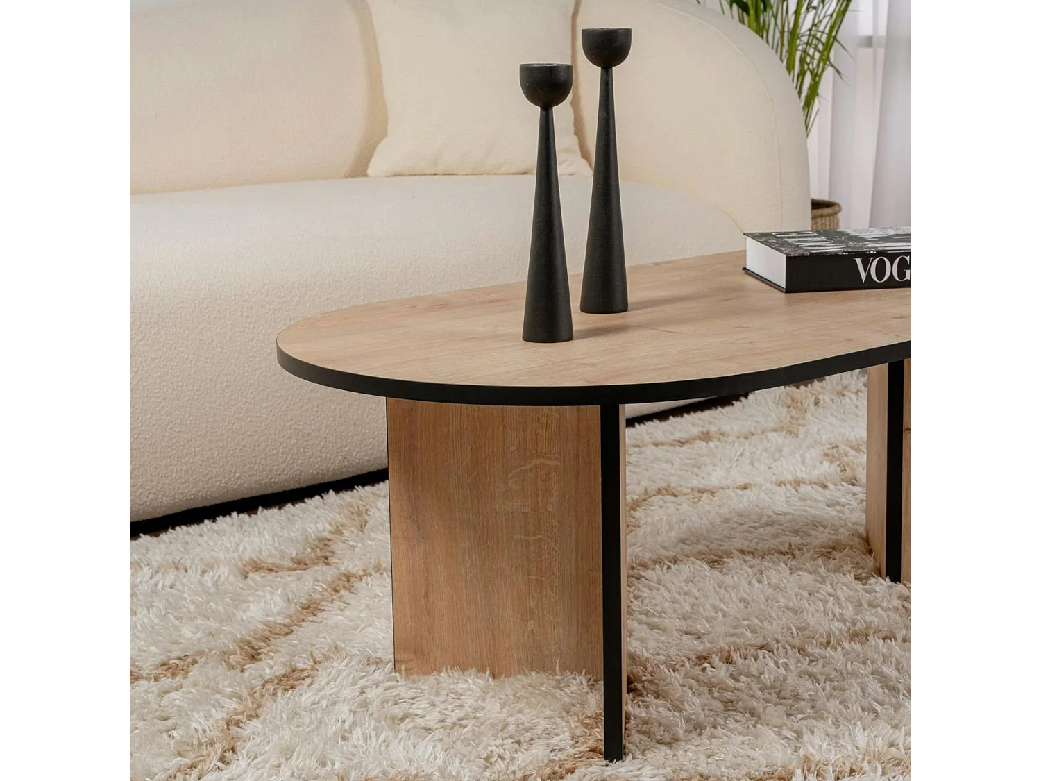 Table basse ovale effet bois & fini noir - pieds en V MARFA