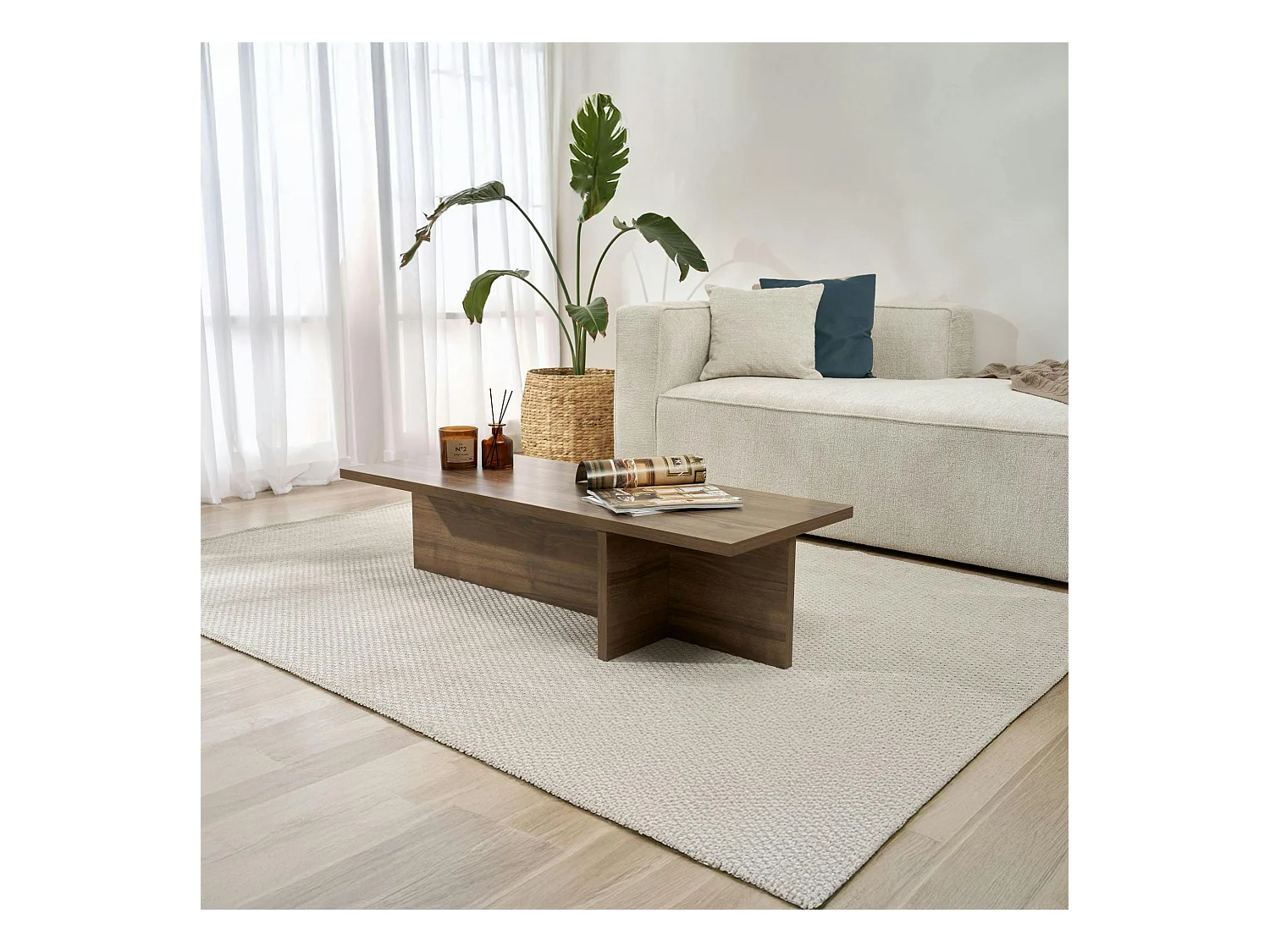 Table basse moderne minimaliste - effet bois de noyer MARFA