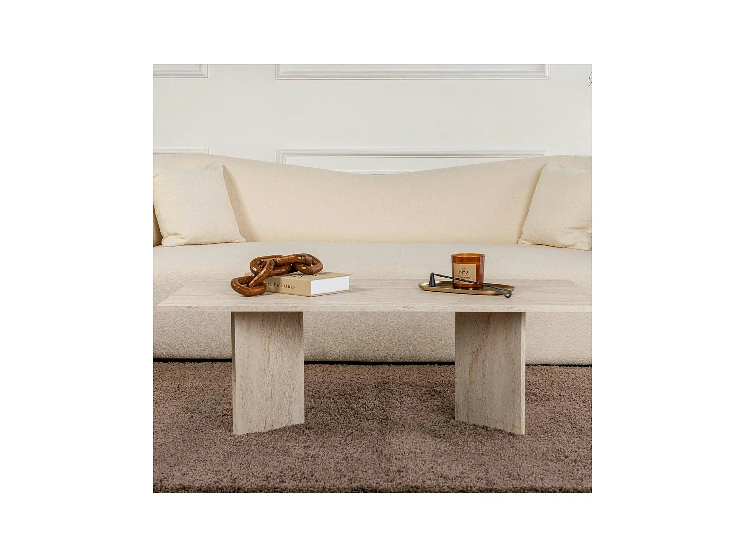 Table basse moderne effet travertin - pieds en V MARFA