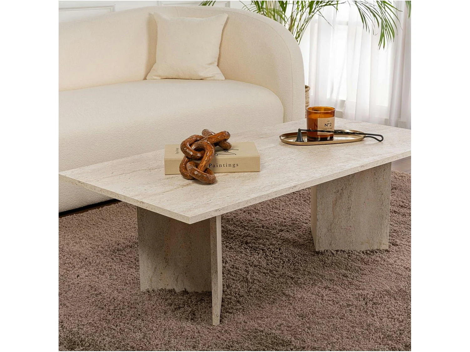 Table basse moderne effet travertin - pieds en V MARFA