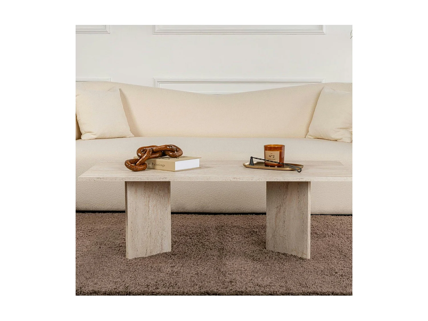 Table basse moderne effet travertin - pieds en V MARFA