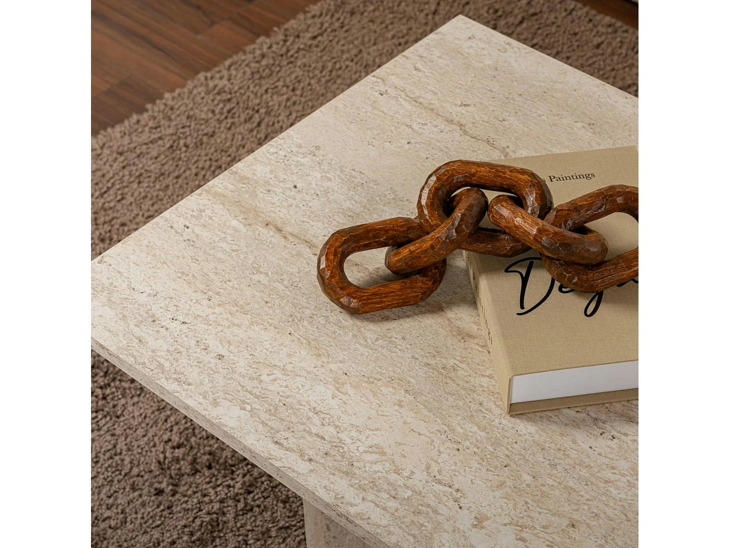 Table basse moderne effet travertin - pieds en V MARFA