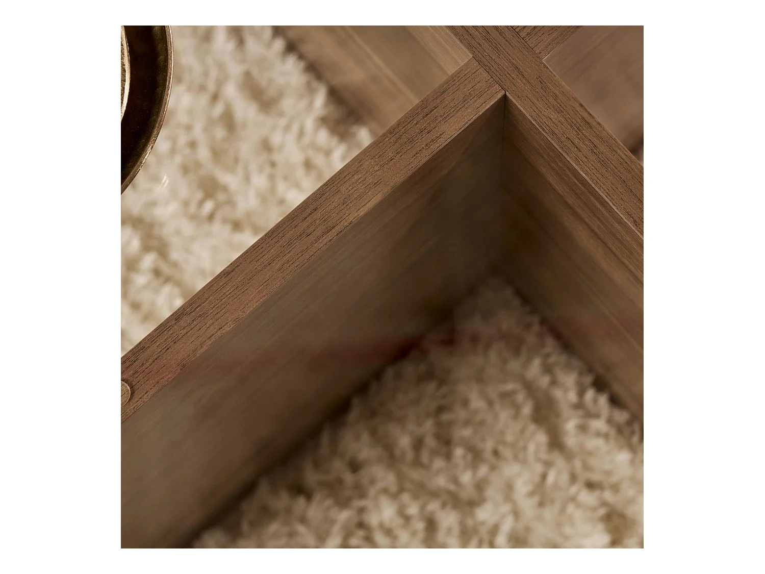 Table basse en verre - pied en croix effet noyer SALTA