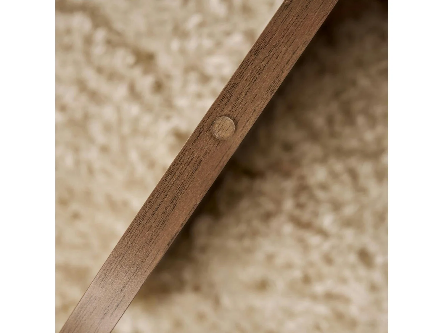 Table basse en verre - pied en croix effet noyer SALTA