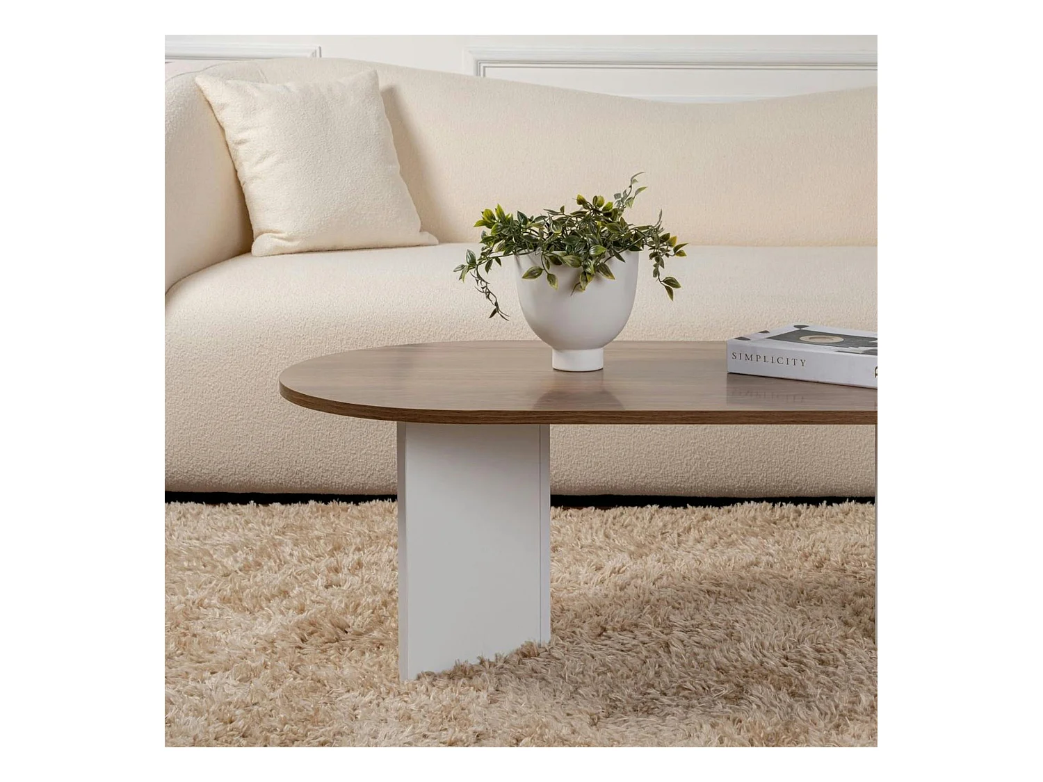 Table basse ovale plateau effet noyer - pieds en V MARFA