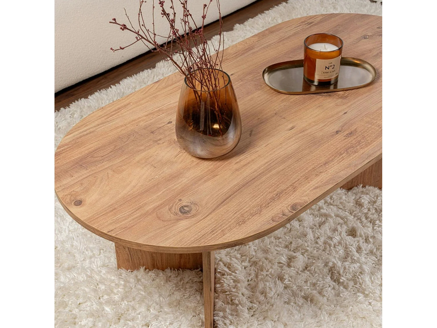 Table basse ovale effet bois de pin - pieds en V MARFA
