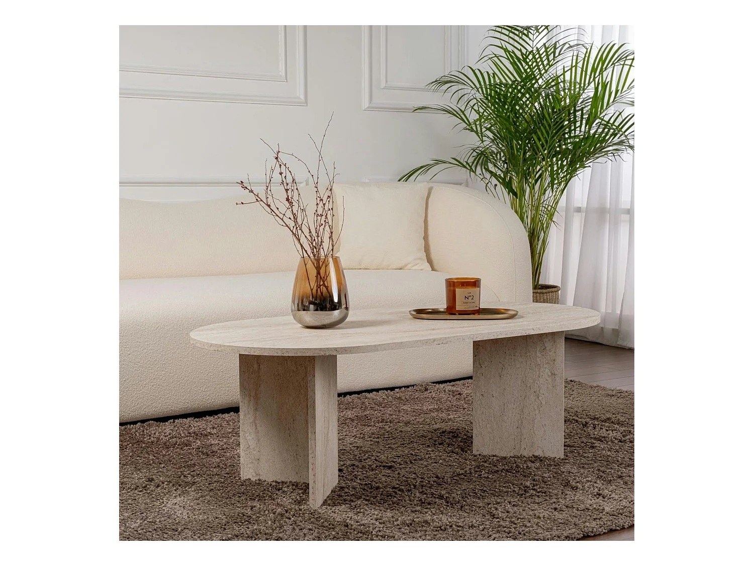 Table basse ovale effet travertin - pieds en V MARFA