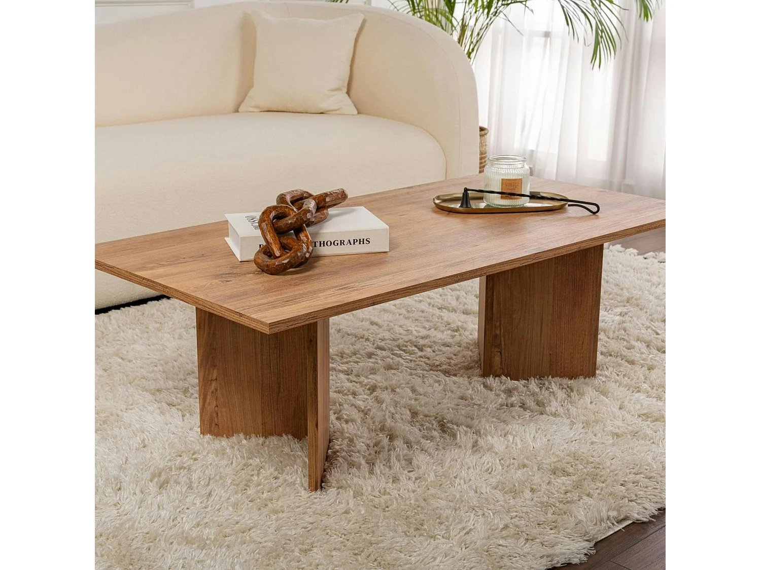 Table basse moderne effet bois de pin - pieds en V MARFA