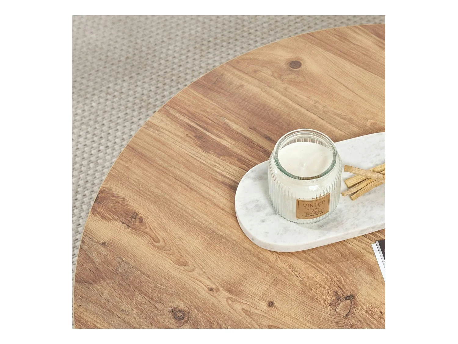 Table basse ronde minimaliste - effet bois de pin MARFA