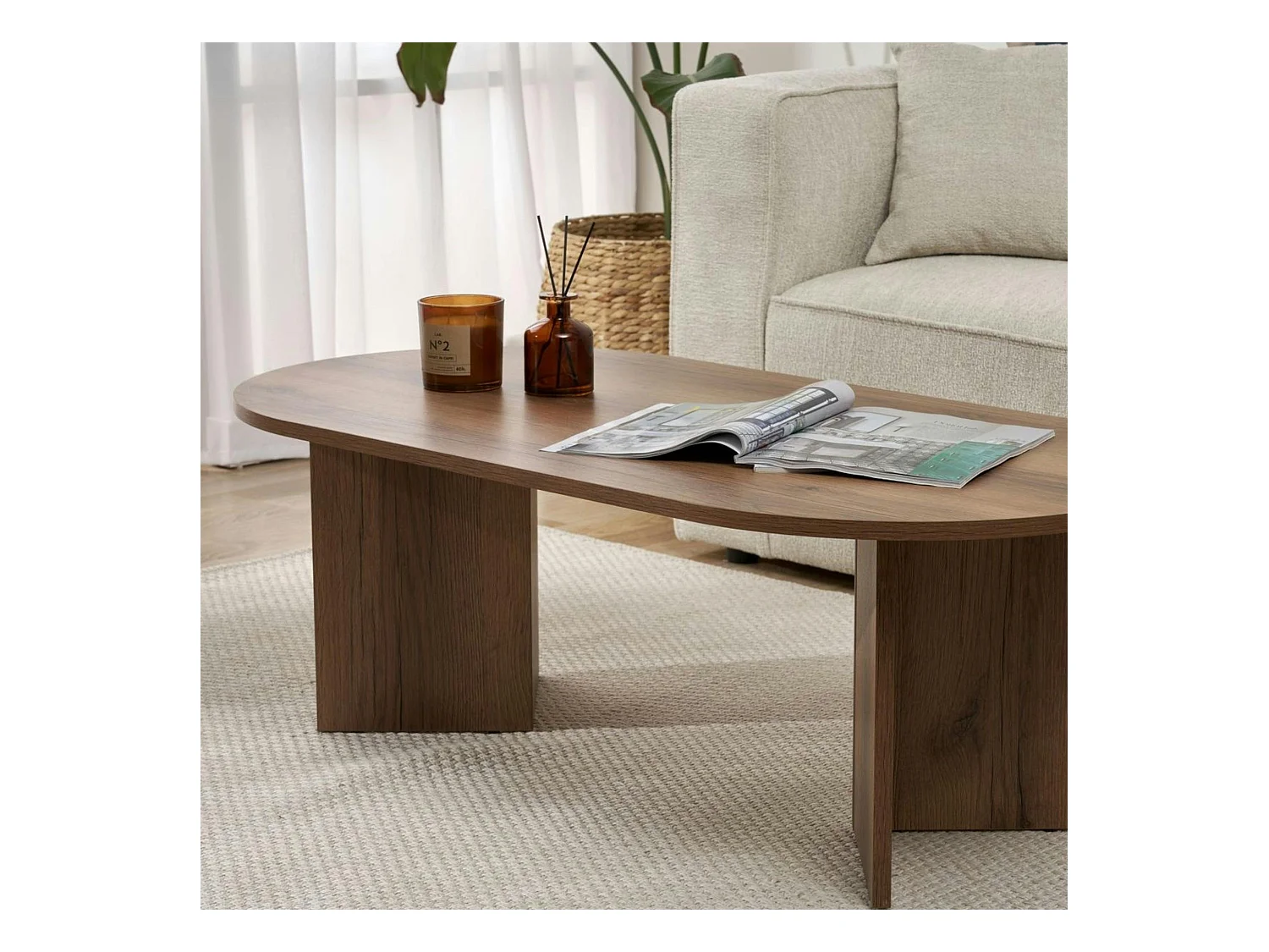 Table basse ovale effet noyer foncé - pieds en V MARFA