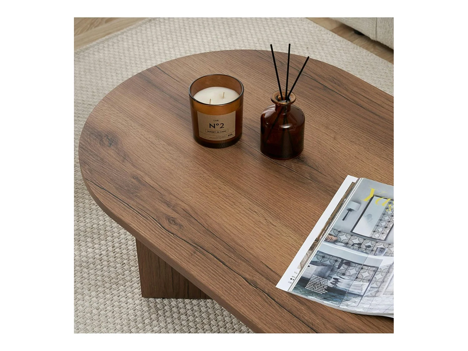 Table basse ovale effet noyer foncé - pieds en V MARFA