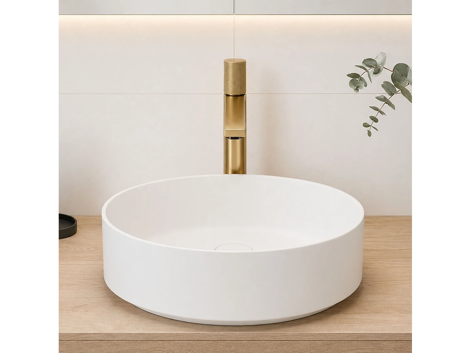 Robinet mitigeur haut salle de bain strié finition or brossé